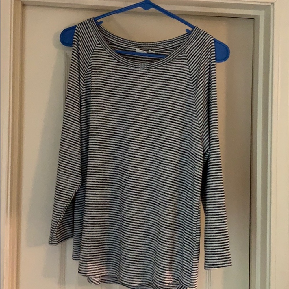 GAP softspun open shoulder top